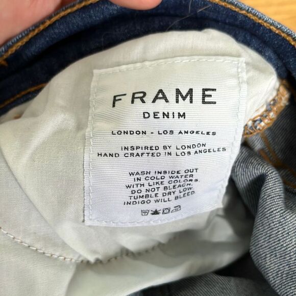 Super cute FRAME Brand Factory Distressed Skinny Jeans - Picture 13 of 15